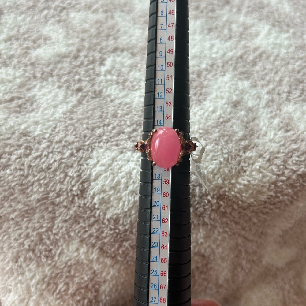 Woman’s ring